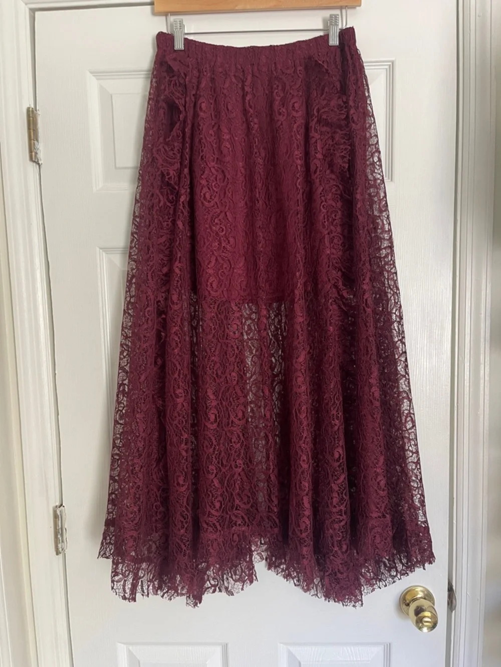 NWOT Vici Mulled Wine Lace Midi Skirt - Picture 6 of 8